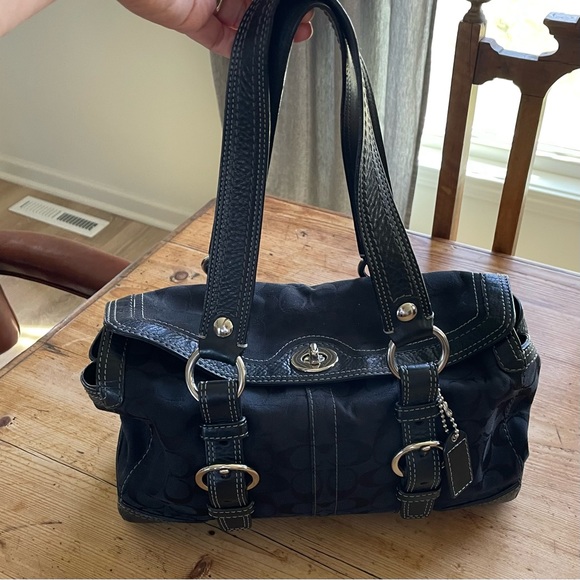 Coach Bag Signature Chelsea Black Jacquard Turn-lock Satchel #10986 - Picture 2 of 9